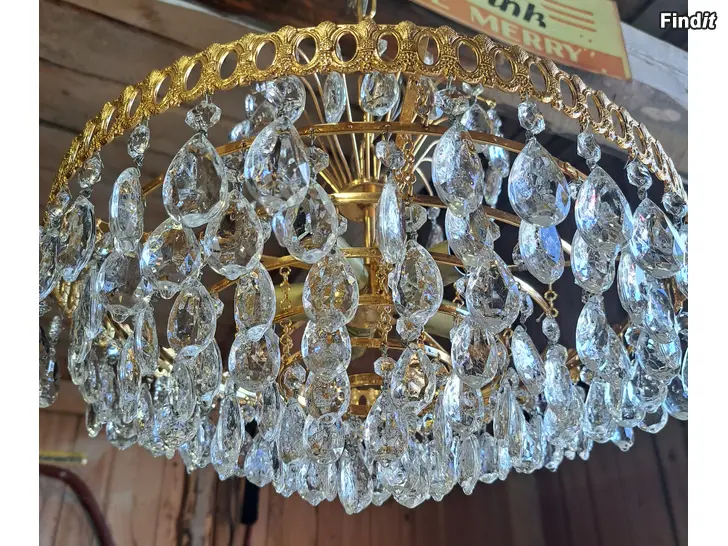 Säljes Kristall lampa 70 tal