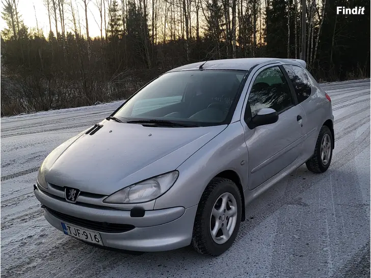 Myydään Peugeot 206