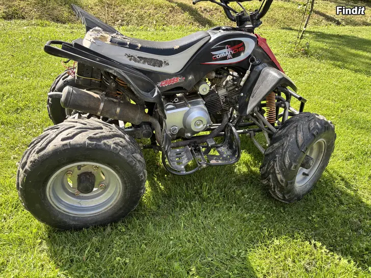 Säljes Fyrhjuling 90cc