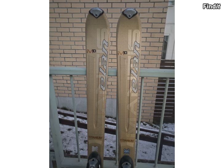 Myydään Nopeimmalle tosi edullisesti Elanin sukset+siteet.