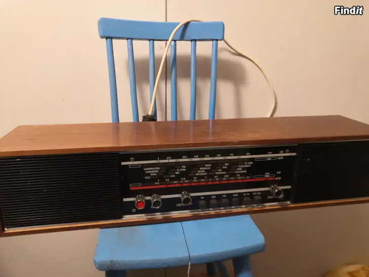 Myydään Radio 60-luvulta....