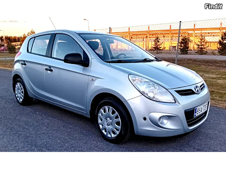 Myydään Erittäin siisti Hyundai i20 1.2