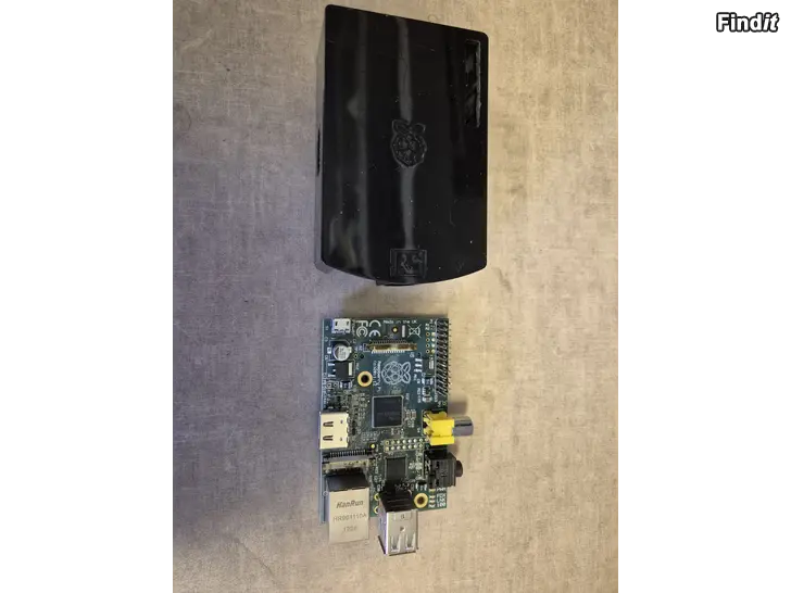 Säljes Raspberry Pi 1 Model B rev 2 512MB RAM, case, samt reläkort