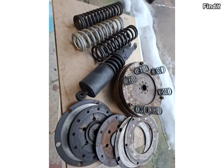 Säljes K 750 ja Dnepr osaa