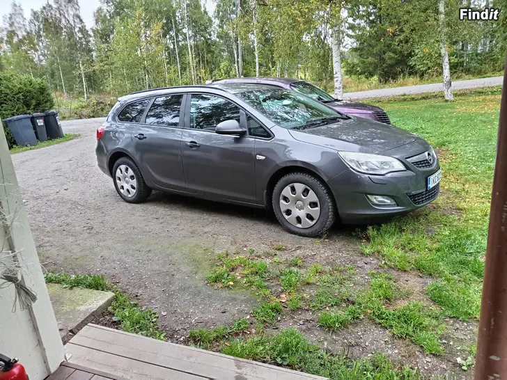 Säljes Opel Astra 1.7cdti Sports tourer 2011