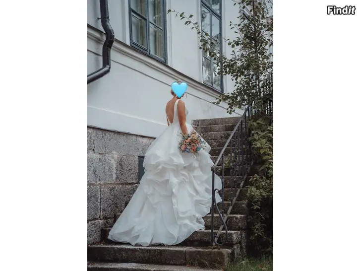 Säljes Brudklänning