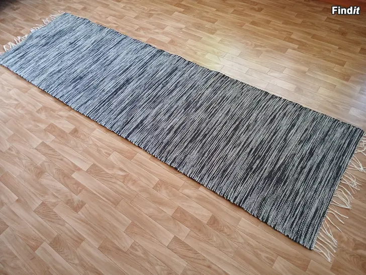Myydään Käytävämatto 250x76cm