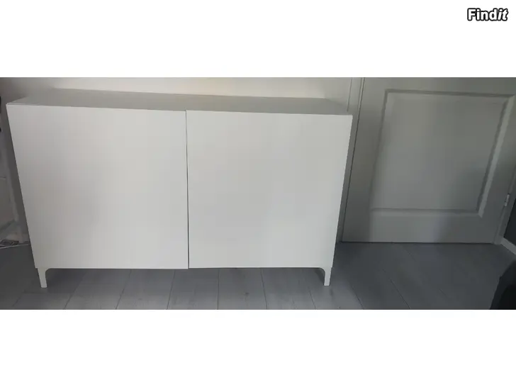 Myydään Ikea Bestå