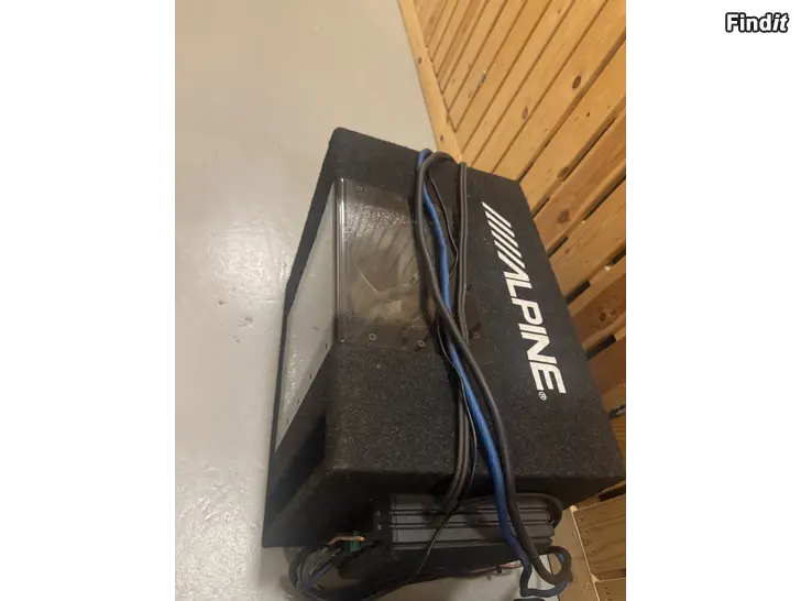 Säljes Alpine baslåda med Alpine förstärkare