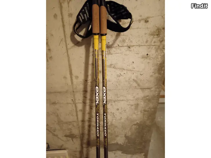 Myydään Luistelusauvat exel 157,5 cm