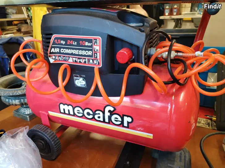 Myydään Mecafer kompressori
