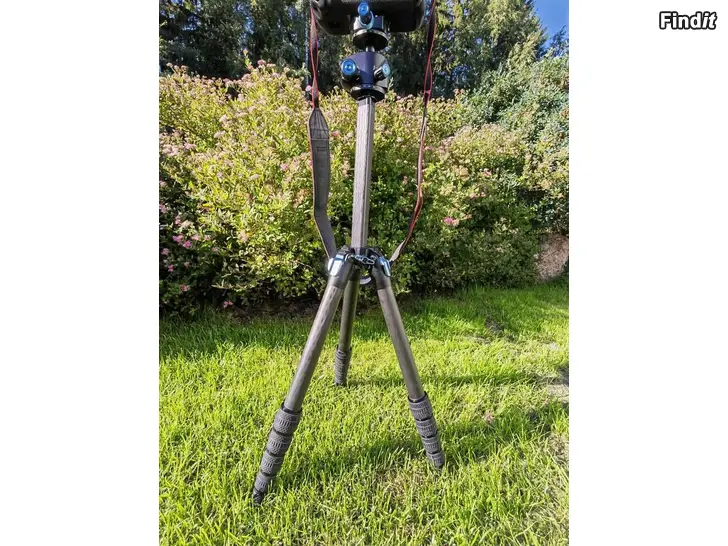 Säljes Sirui ST-125 kolfiberstativ + PH-20 gimbal-huvud/Sirui ST-125 hiilikuitujalusta + PH-20 gimbal-pää