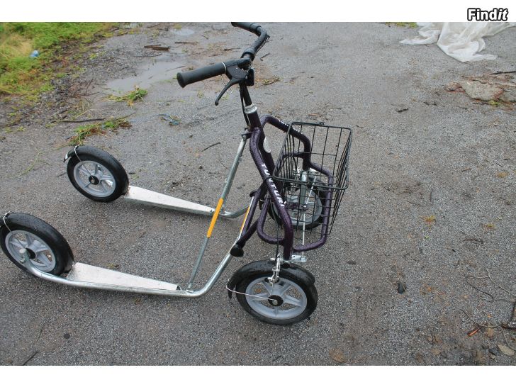 Säljes Sparkcykel /rullator Tunturi