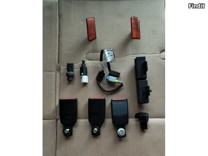 Myydään Oranssit sivuvilkkut Bitron polttoainepumpunrele ahtopaineanturi