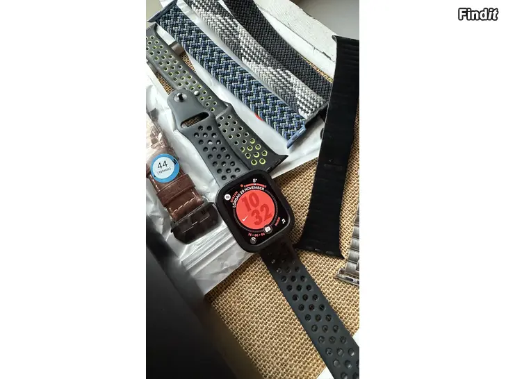 Myydään Apple Watch Nike Series 7