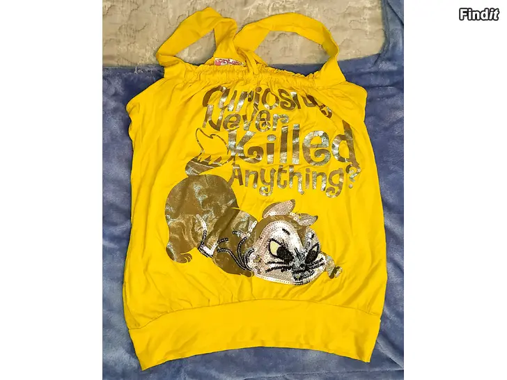 Myydään Hieno toppi