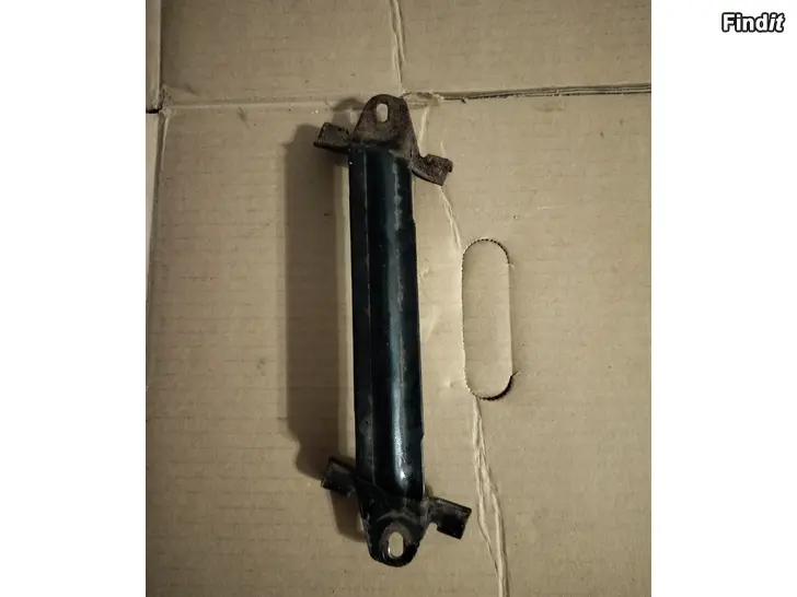 Myydään Akkun kiinnike