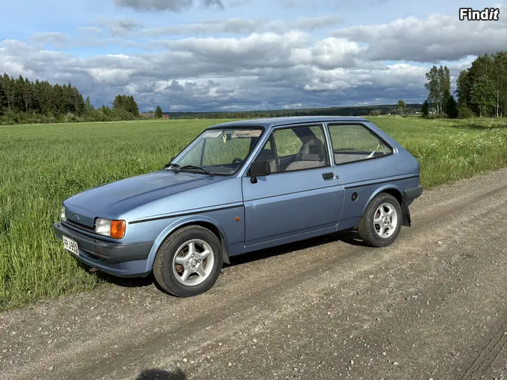Myydään Ford fiesta 1.1 vm86
