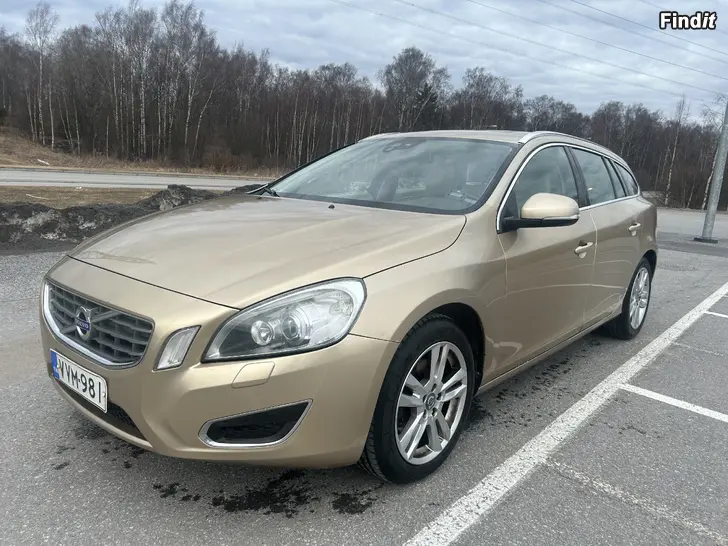Säljes Volvo V60 2011 2.0d Automat Summum