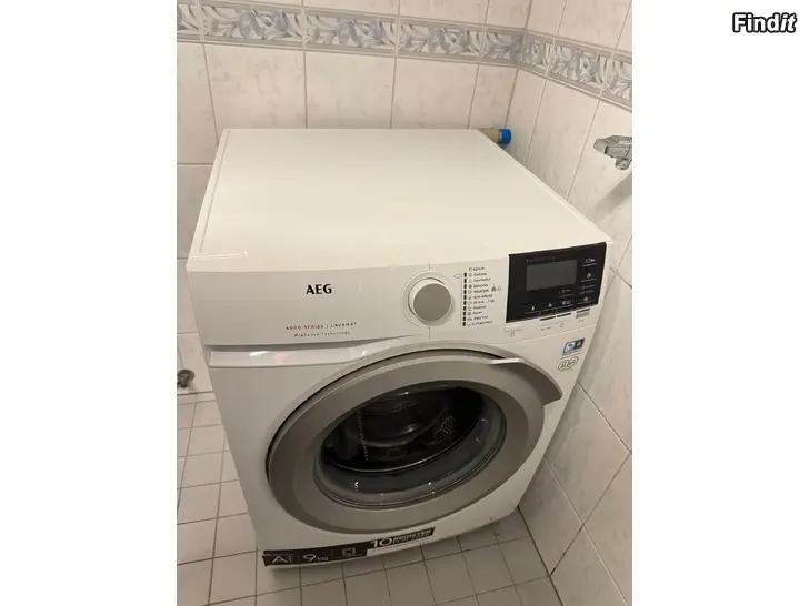 Myydään AEG L6FBG68SC Pyykinpesukone 8 kg valkoinen