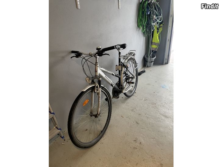 Säljes RALEIGHT cykel 28 tum