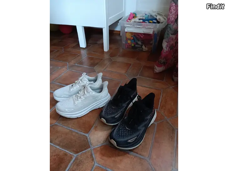 Myydään Hoka clifton 9