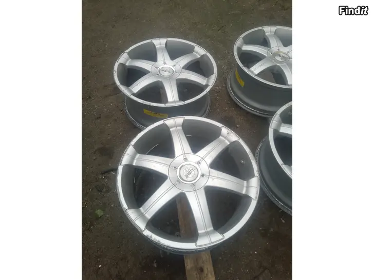 Myydään 18 antera 5×100