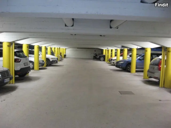 Säljes Garageplats till salu