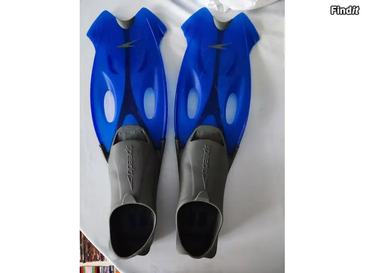 Myydään Uimaräpylät