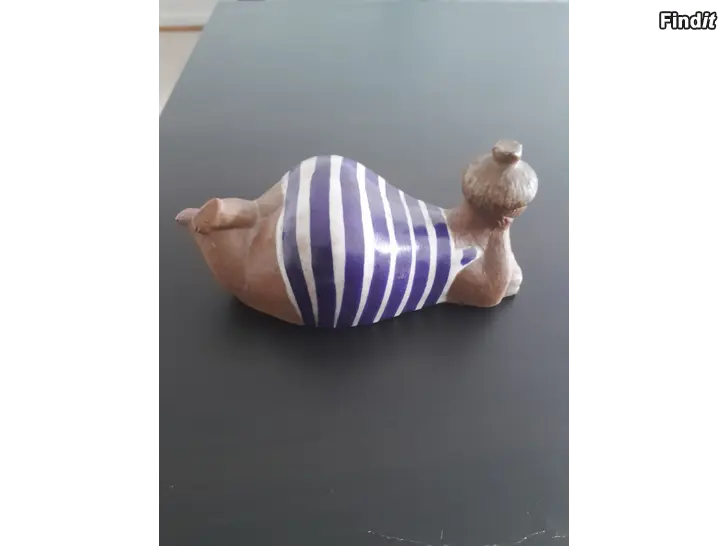 Säljes Lisa Larson Beata