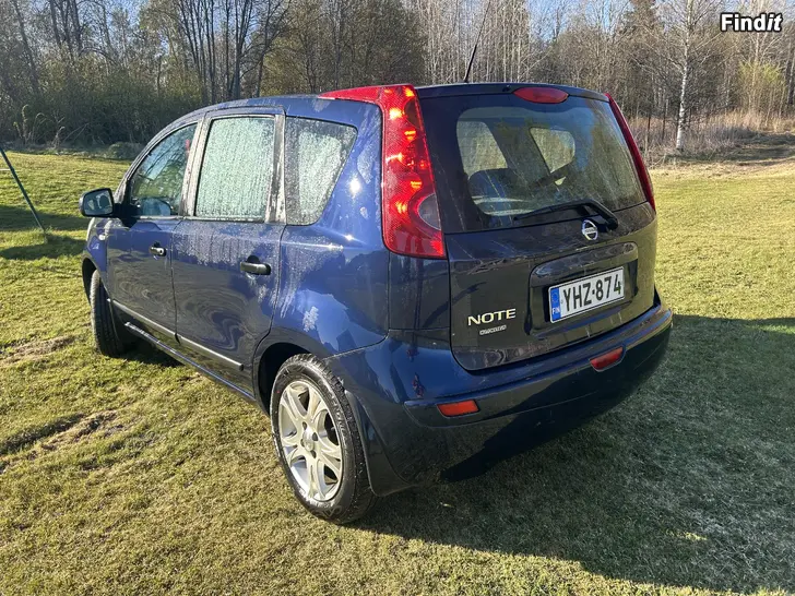 Myydään Nissan note