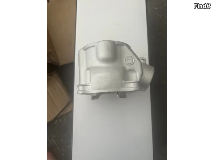 Myydään Yz 85 sylinteri