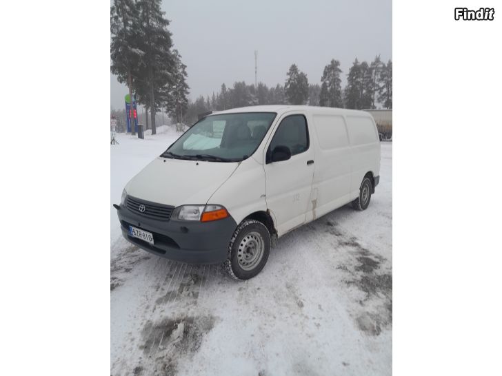 Myydään Toyota Hiace 2.4td pitkä Vähän ajettu