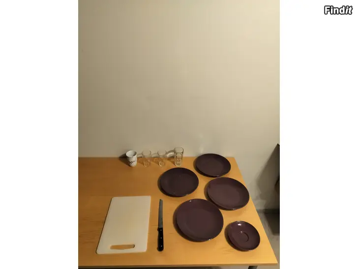 Myydään Lautaset leikkuulauta