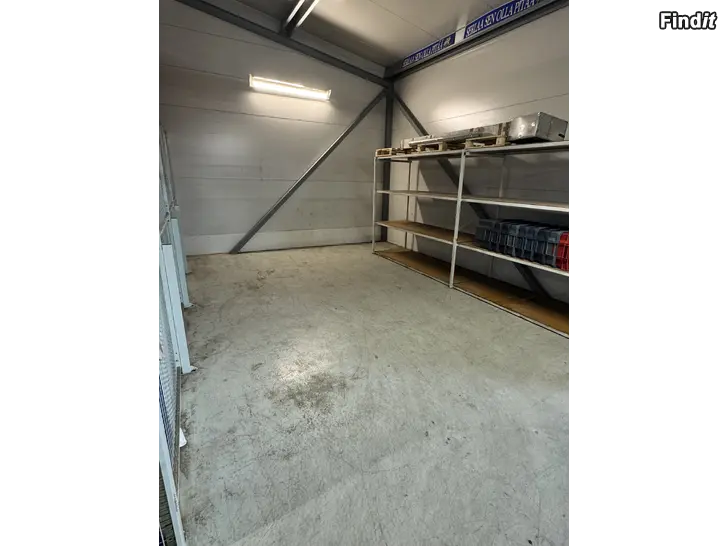 Vuokrataan Vuokrataan 35m2 häkkivarasto