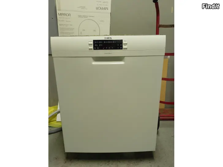 Myydään Astianpesukone