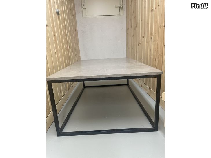 Säljes Soffbord DOKKEDAL