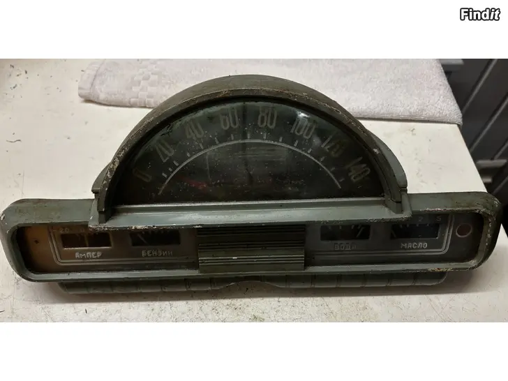 Myydään Volgan mittaristo