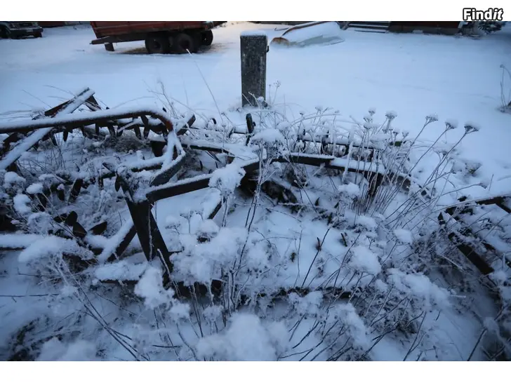 Säljes 2st rullharvor