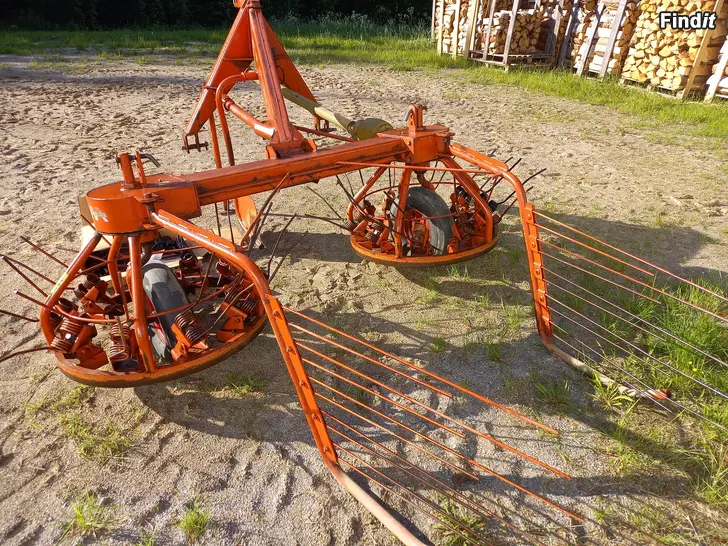 Säljes Höräfsa strängläggare Fransgård rv 300