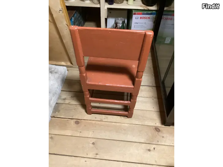 Säljes Gammal allmoge stol
