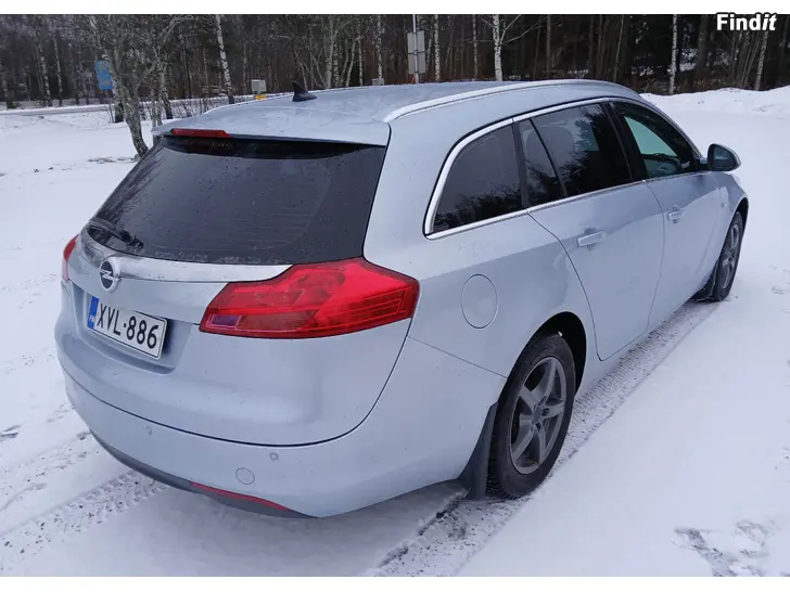 Myydään JUURI KATS. Opel Insignia BlackWhite Edition Turbo Eco