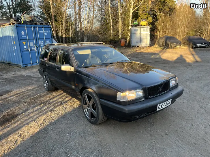 Myydään Volvo 850