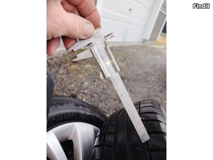 Myydään Sommardäck