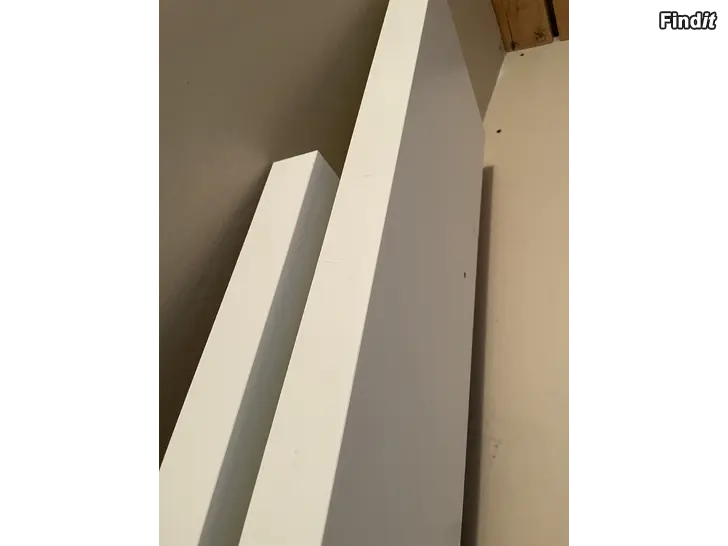 Myydään Ikea lack hyllor