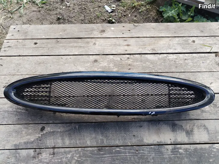 Myydään Ford Mondeo MK2 tuning maski