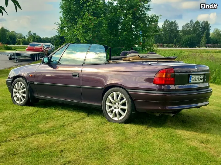 Myydään Opel Astra 1.6i Bensa Cabriolet