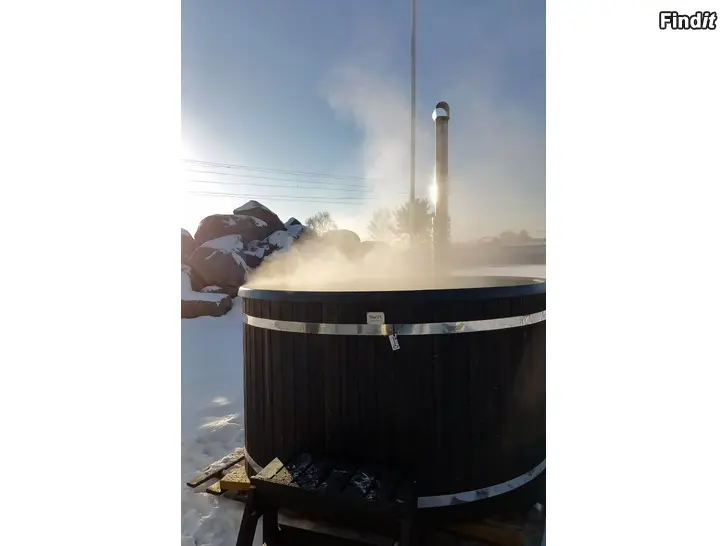 Säljes Vedeldad badtunna badtunna direkt från tillverkaren