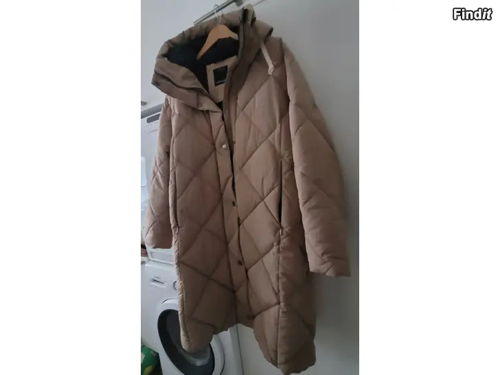 Säljes Didriksons Torun vinterkappa nr 46