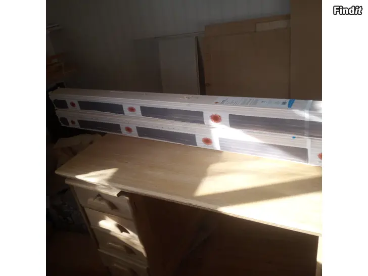 Myydään Puuvalmis paneeli